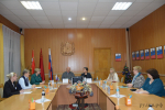 работу с семьями участников СВО обсудили за "круглым столом" под руководством заместителя губернатора региона - фото - 1